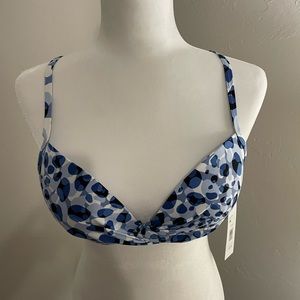 Swimsuit top NWT